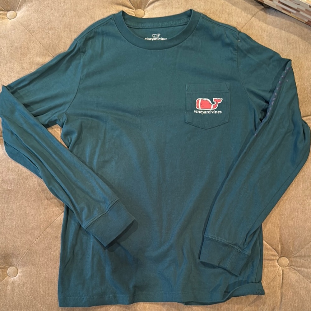 Vineyard Vines T-shirt